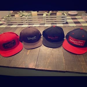 4 Mitchell & Ness Fitted Hats